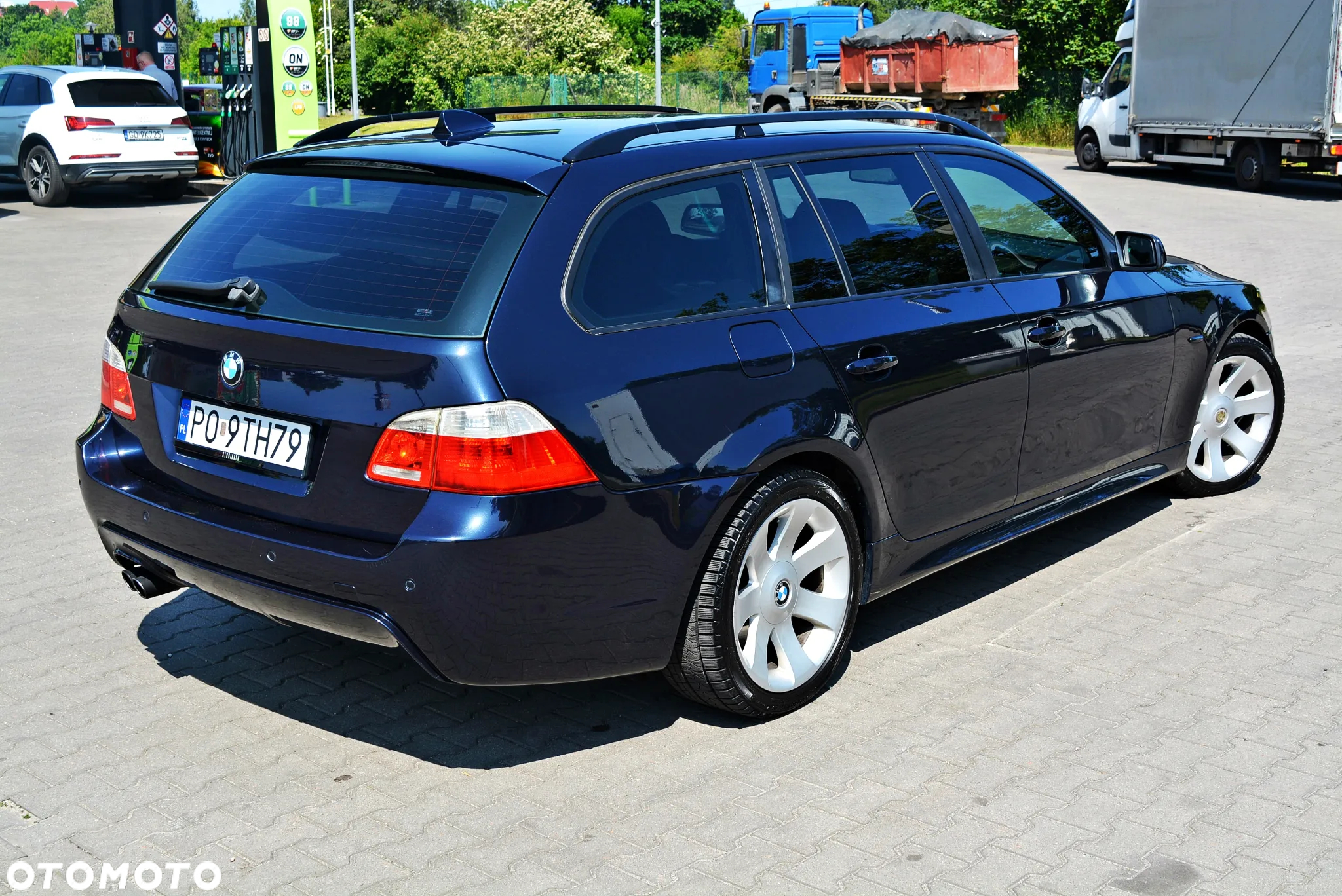 BMW Seria 5 530i Touring - 3