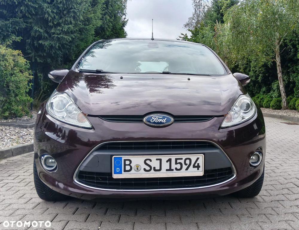 Ford Fiesta 1.25 Celebration - 12