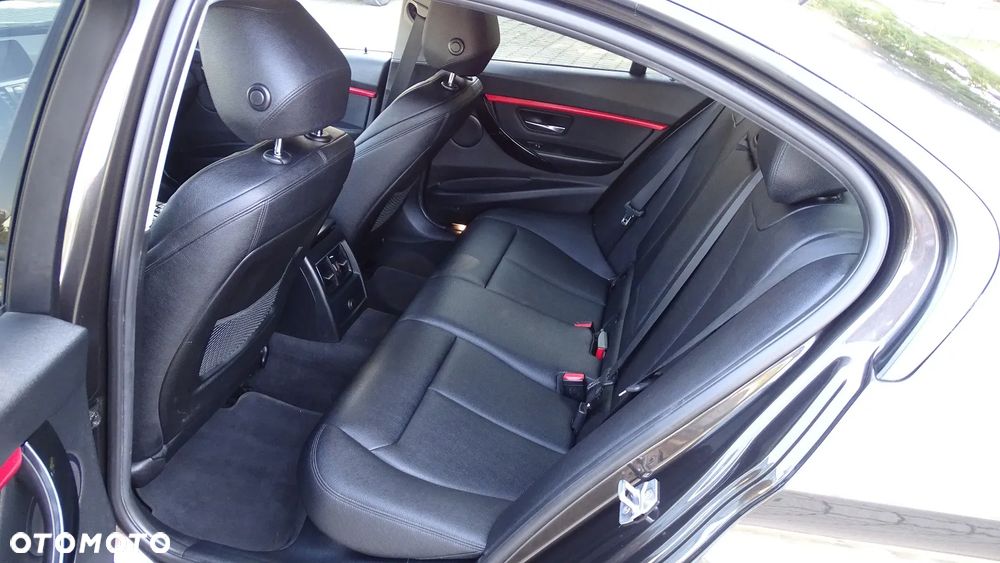 BMW Seria 3 - 13