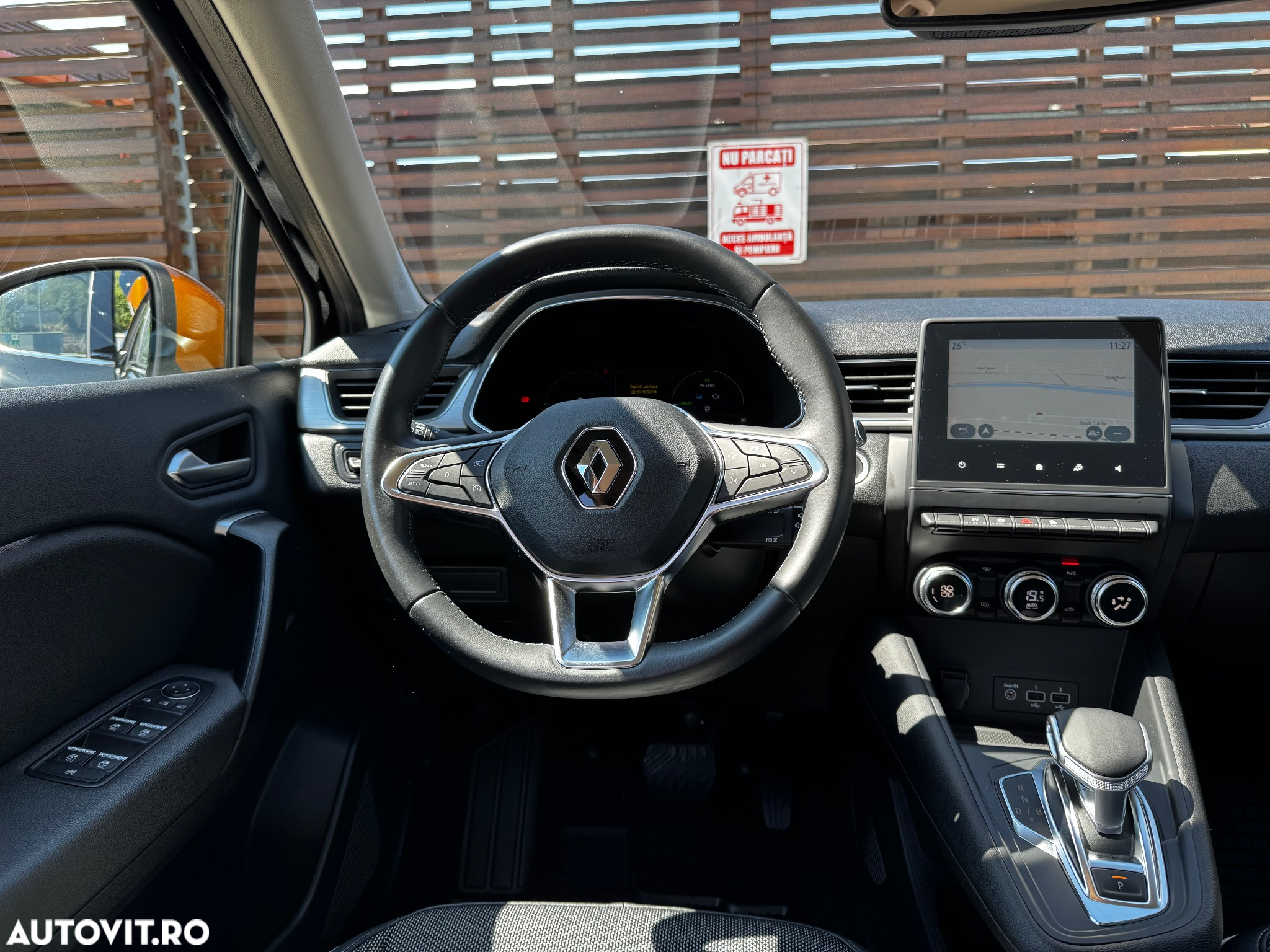 Renault Captur - 19