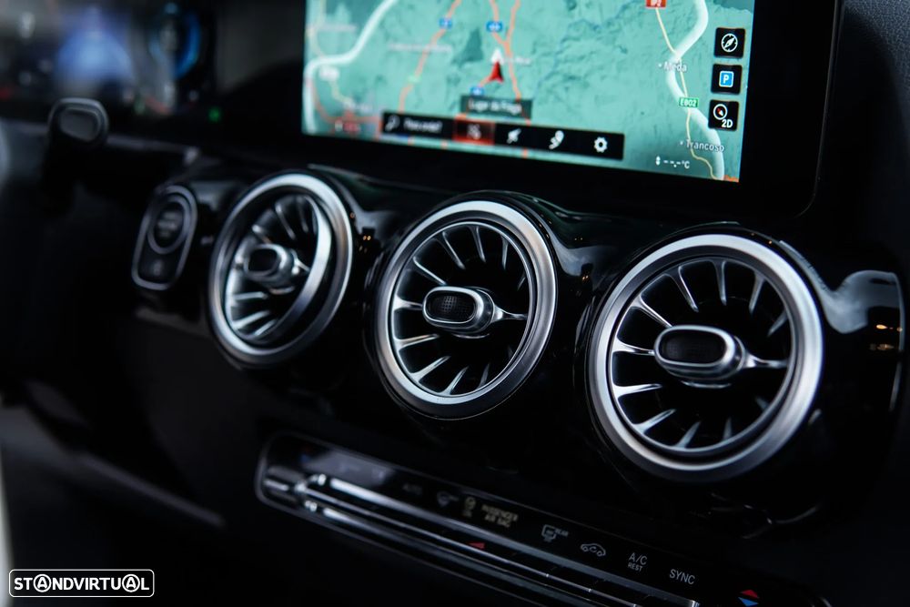 Mercedes-Benz GLA 200 d 8G-DCT AMG Line - 37