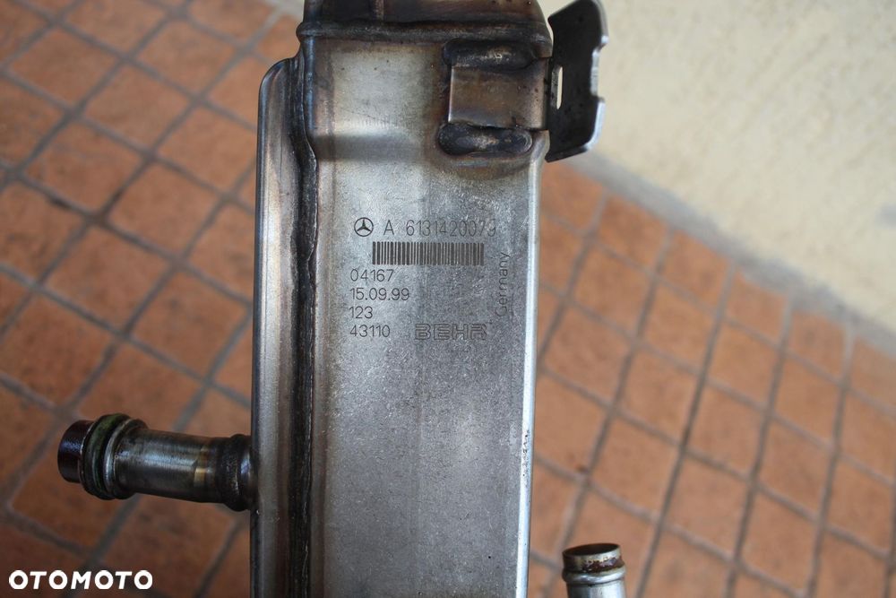 ZAWÓR EGR CHŁODNICZKA MERCEDES W210 3.2 CDI A6131420079 - 5