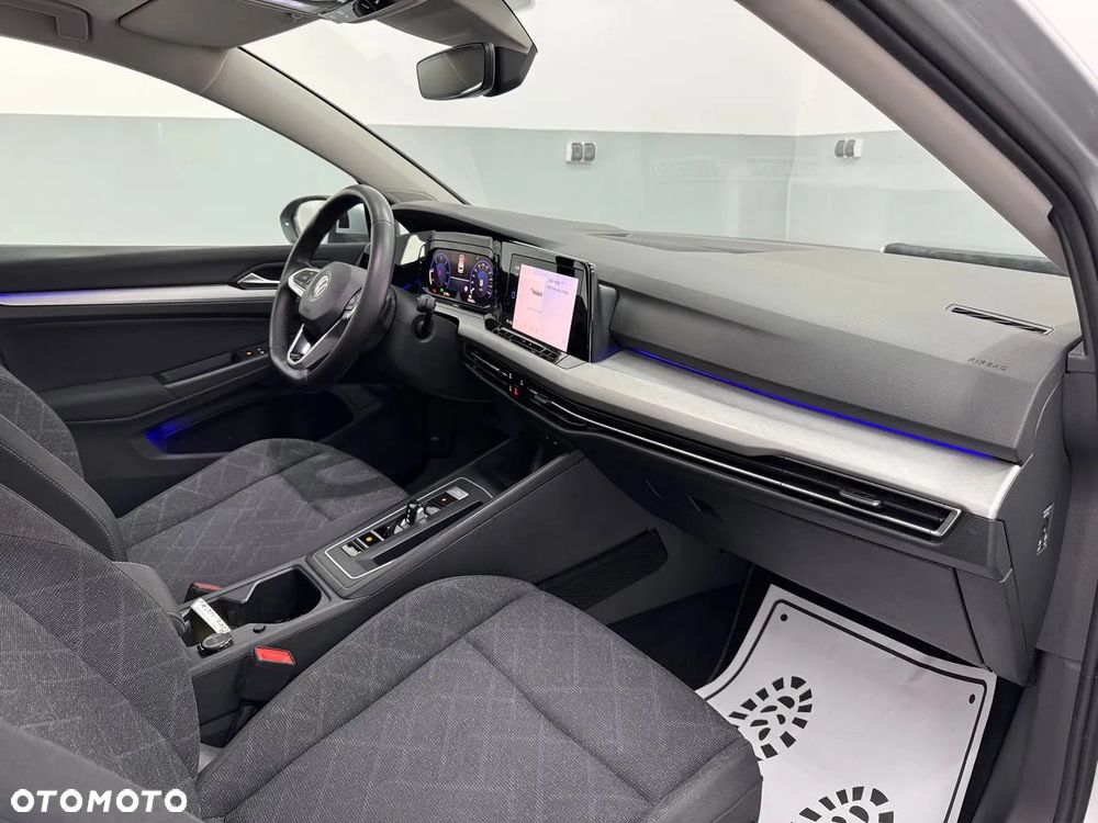 Volkswagen Golf - 35