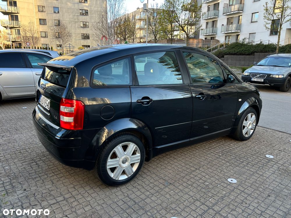 Audi A2 1.4 - 6