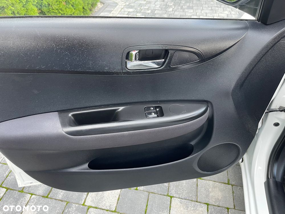 Hyundai i20 - 16