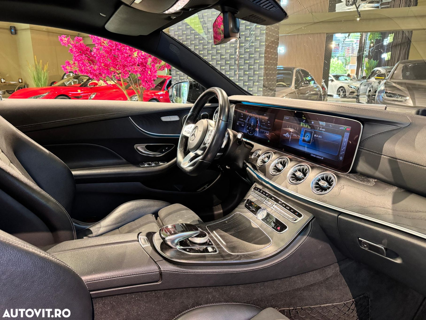Mercedes-Benz E 200 Coupe 9G-TRONIC AMG Line - 9