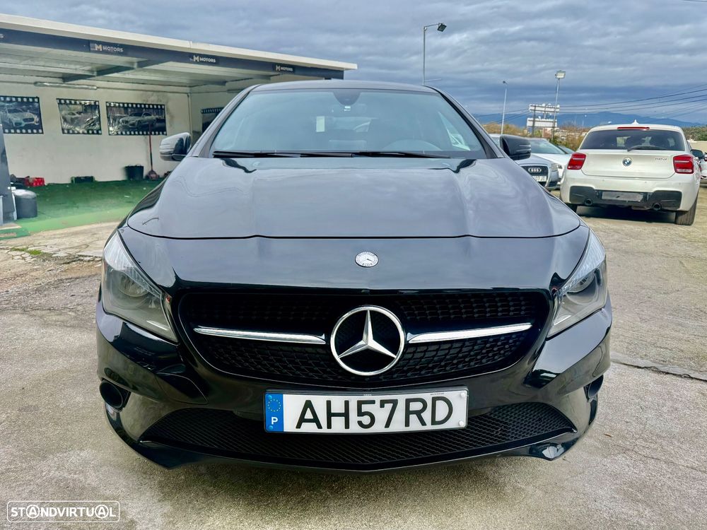 Mercedes-Benz CLA 220 d Shooting Brake AMG Line Aut. - 59