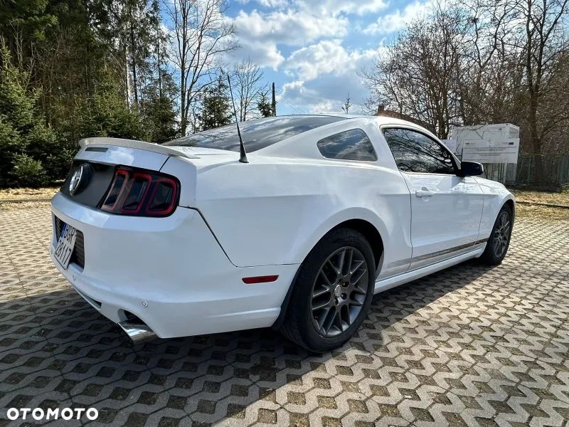 Ford Mustang - 10