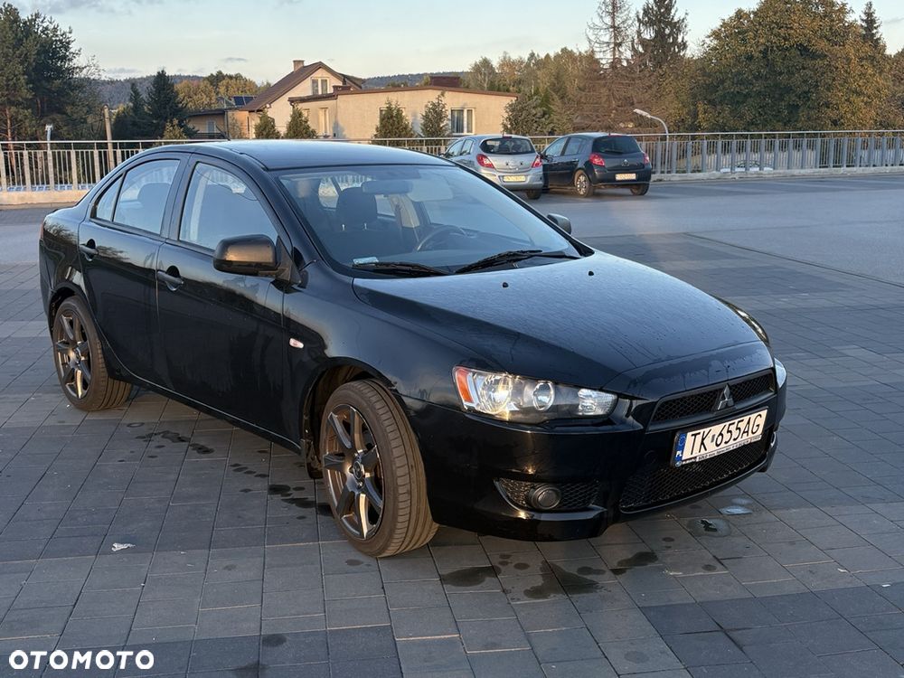 Mitsubishi Lancer - 2