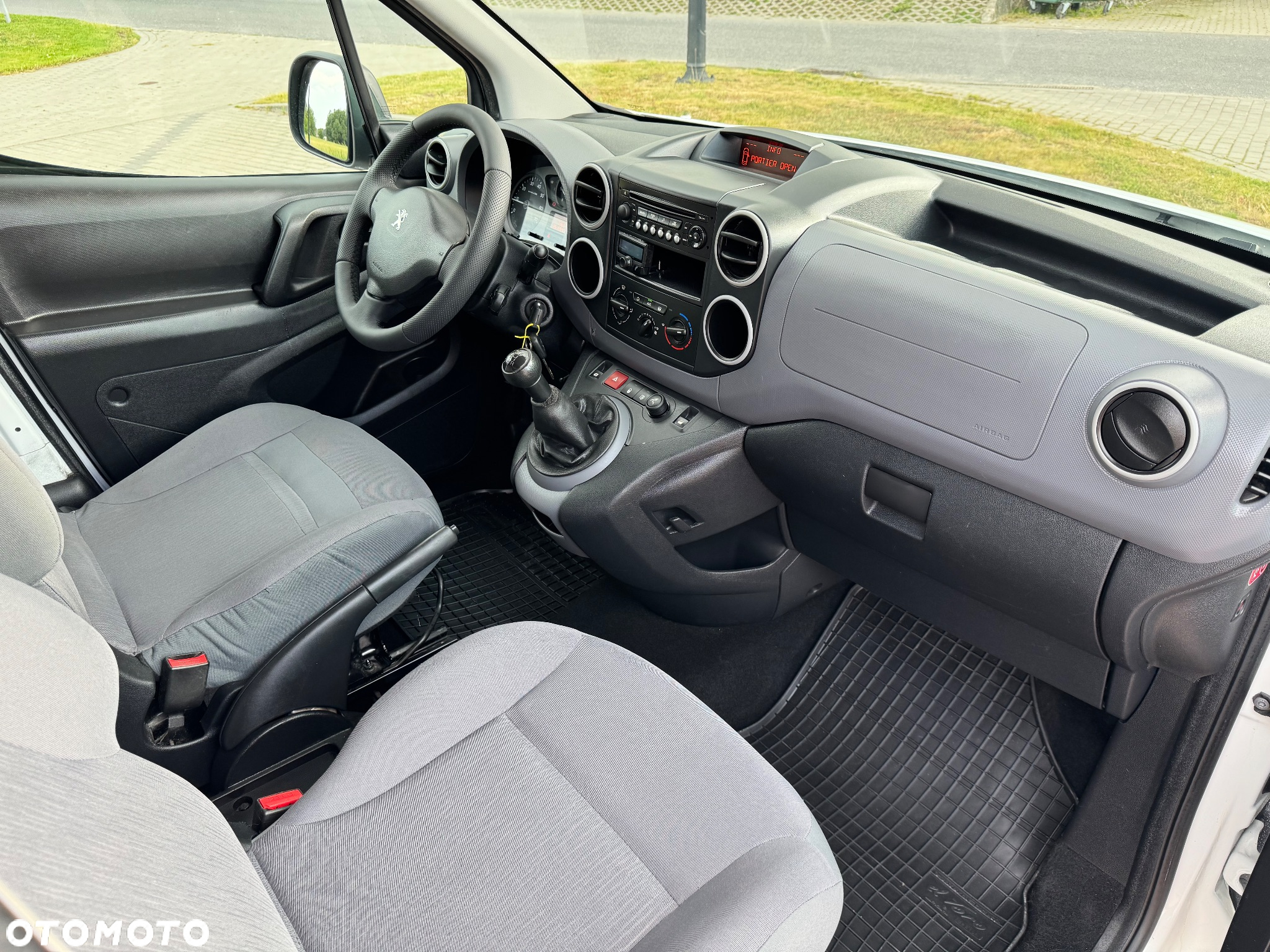 Peugeot Partner - 9