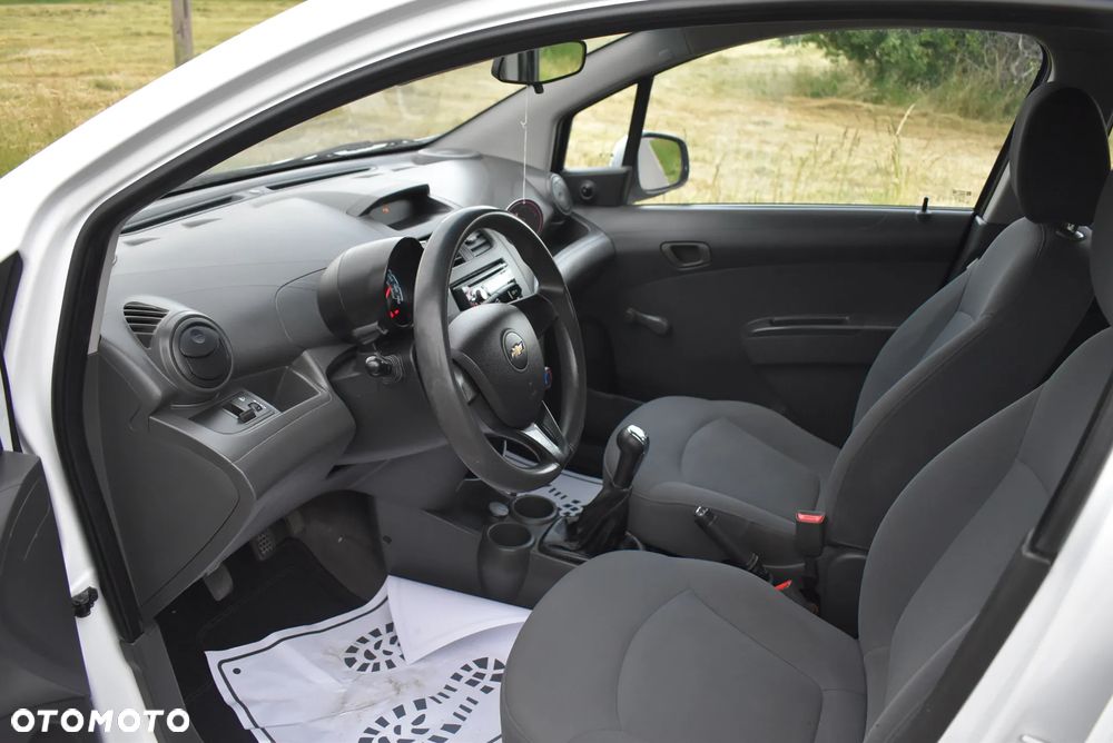 Chevrolet Spark - 15