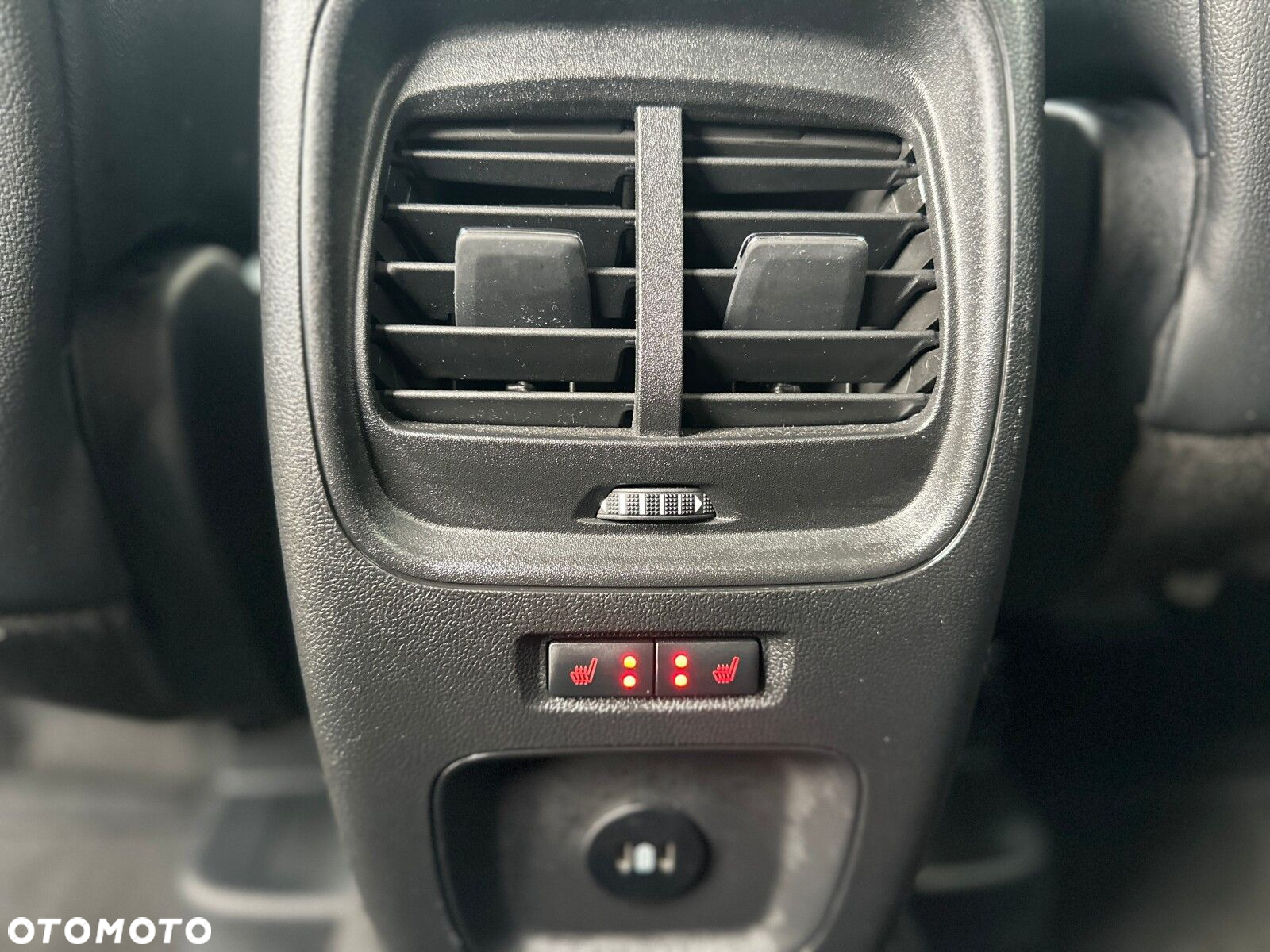 Ford Kuga 1.5 EcoBoost FWD Titanium X - 18