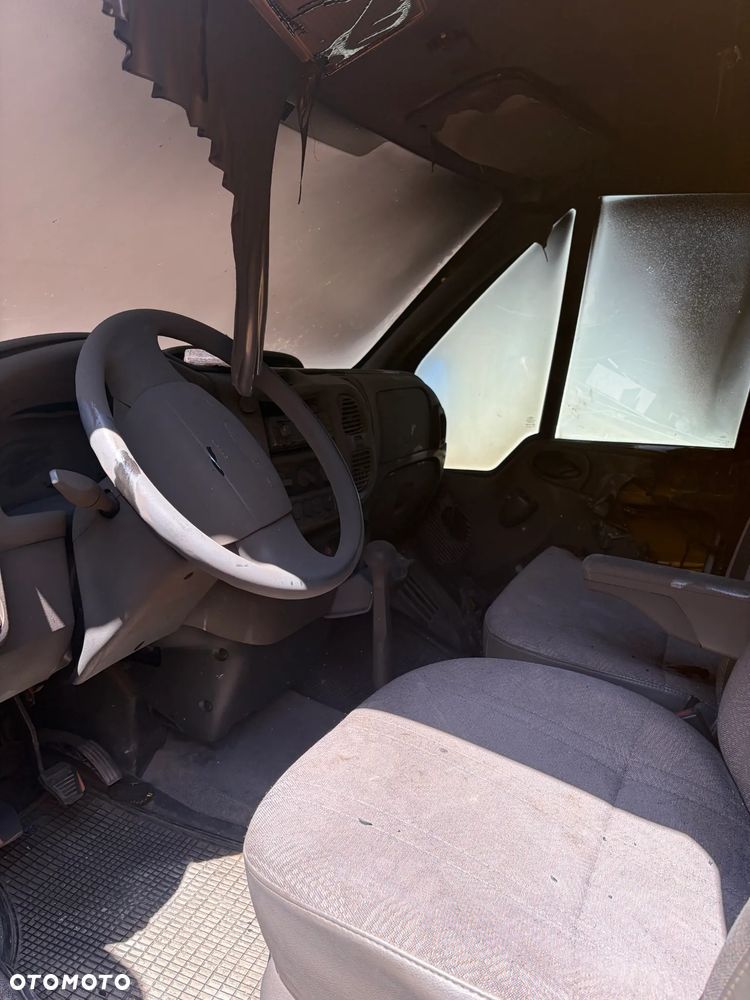 Ford Transit - 4