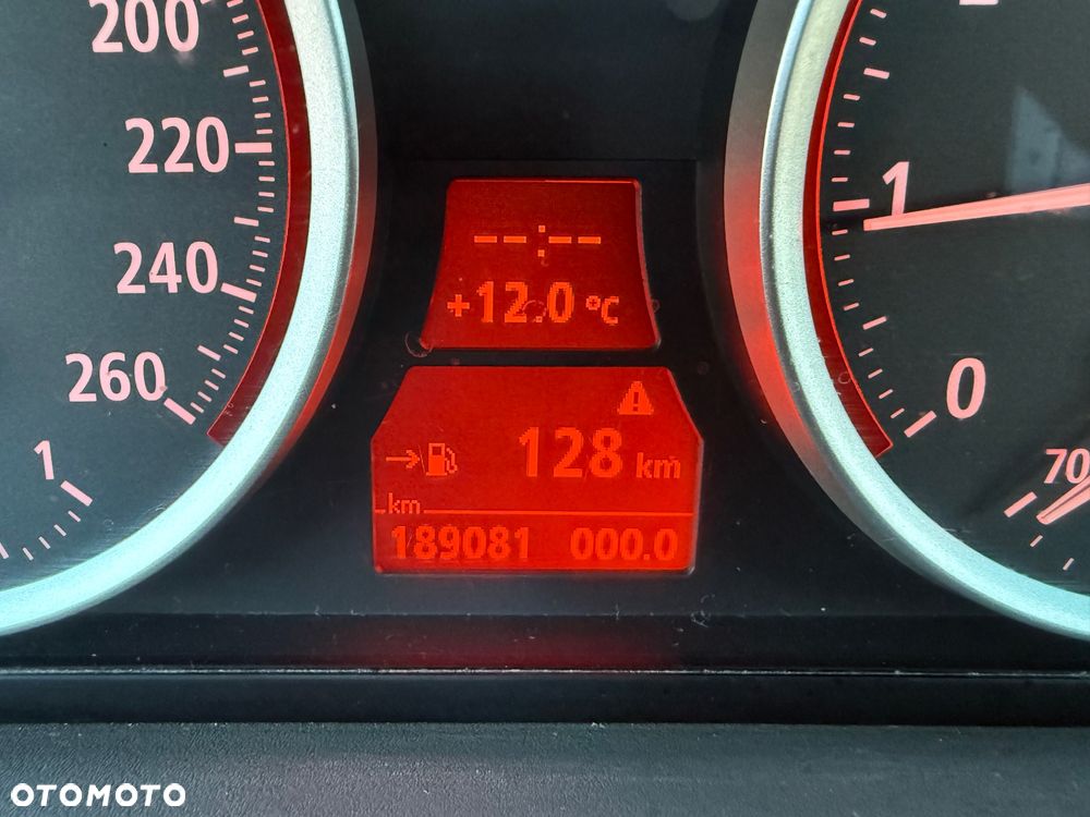 BMW Seria 6 630i - 21