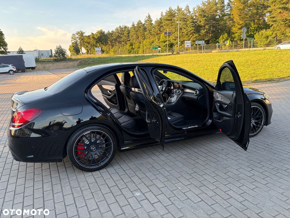 Mercedes-Benz Klasa C AMG 63 S AMG Speedshift MCT 9G - 13