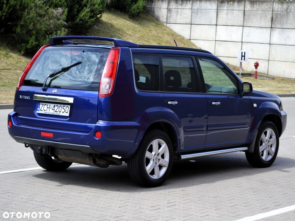 Nissan X-Trail 2.0 Comfort - 2