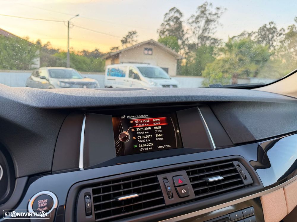 BMW 520 d Auto - 14