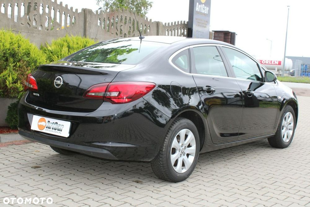 Opel Astra 1.6 Active - 15