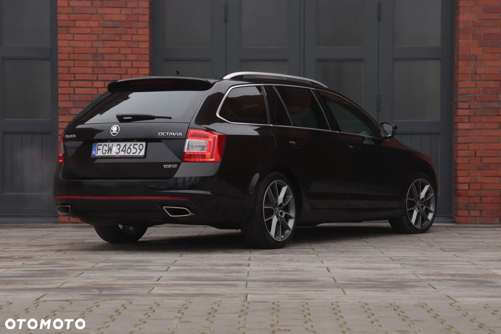 Skoda Octavia 2.0 TDI (Green tec) DSG RS - 10