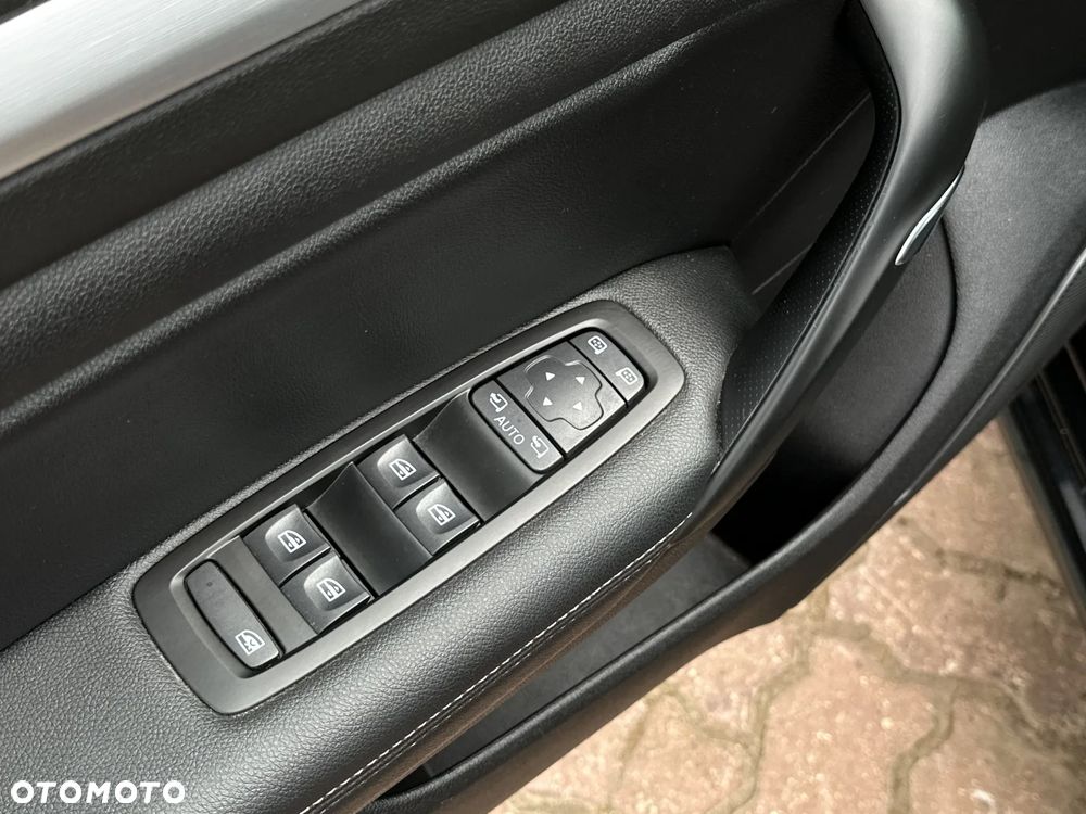 Renault Megane 1.3 TCe FAP Intens EDC - 12