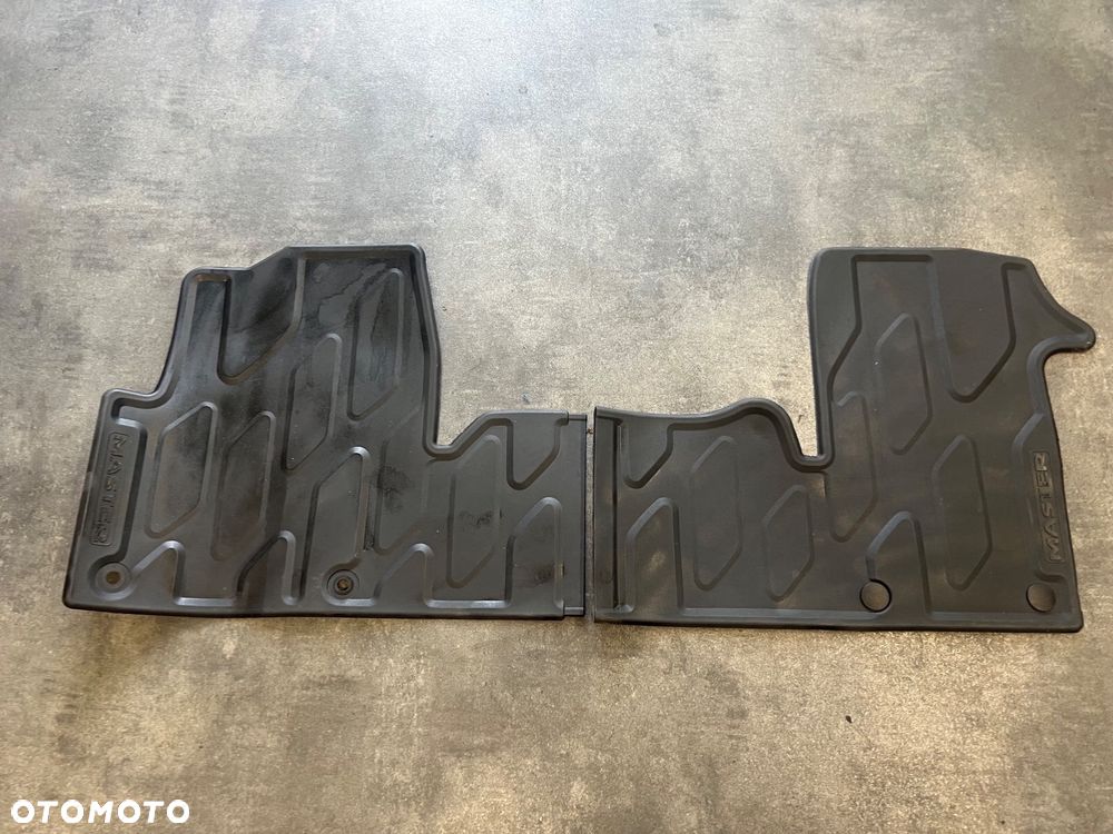 Dywanik gumowy renault master 3 2010-2024 - 1