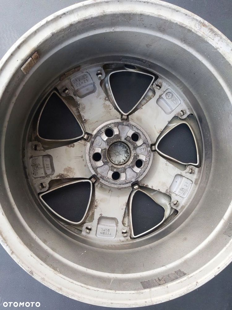 Toyota Prius IV III II Aluflegi felgi 17 5x100 7j et50 - 7