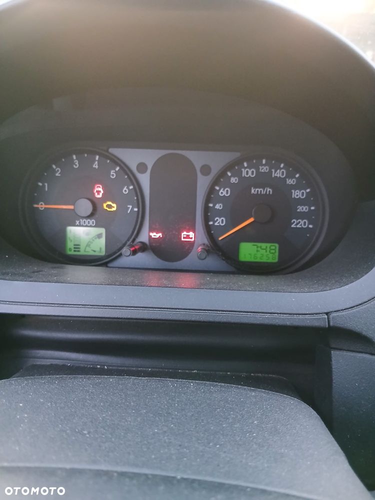 Ford Fiesta - 6