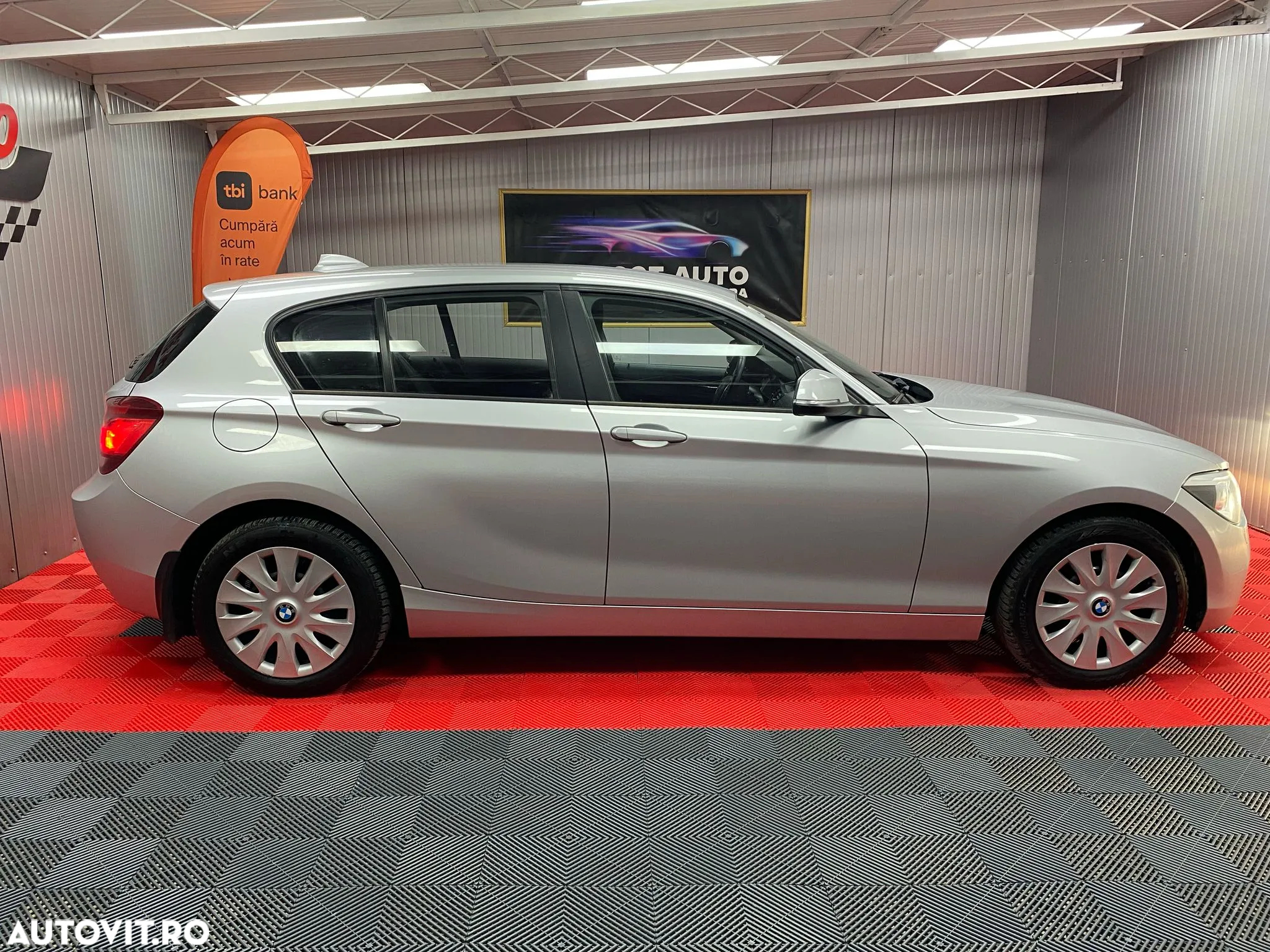 BMW Seria 1 - 22