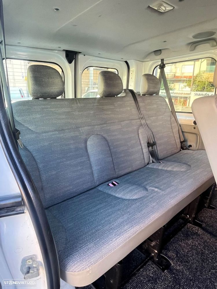 Renault Trafic - 14