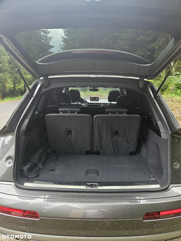Audi Q7 - 9
