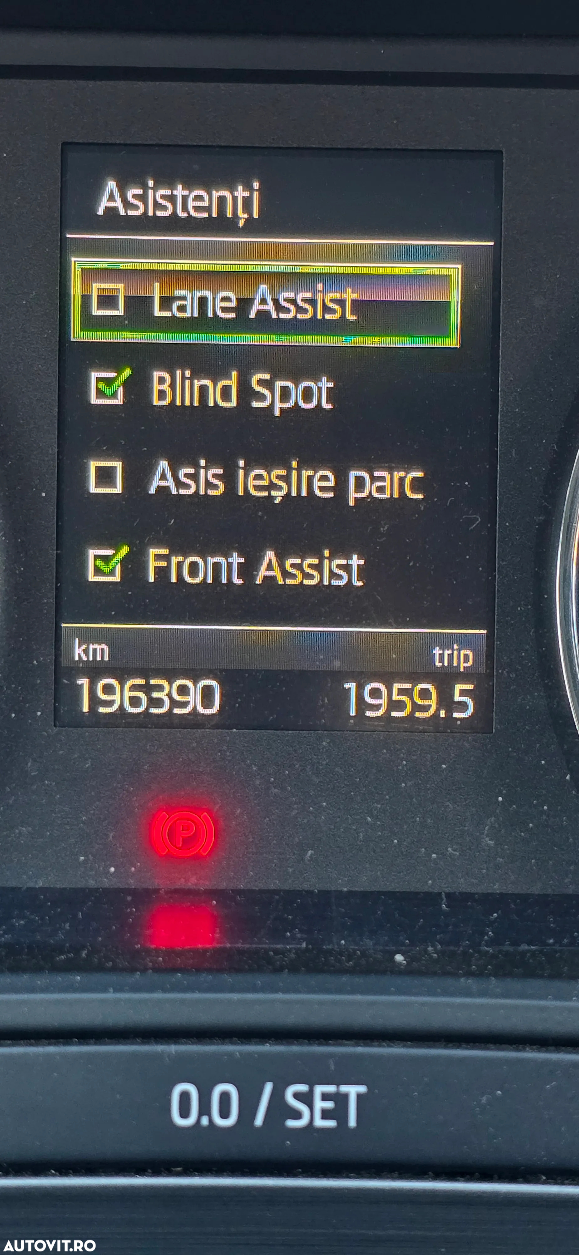 Skoda Superb 2.0 TDI DSG Style - 14