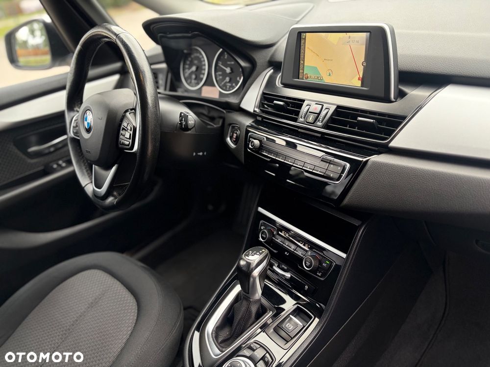 BMW Seria 2 218d Sport-Aut Advantage - 9