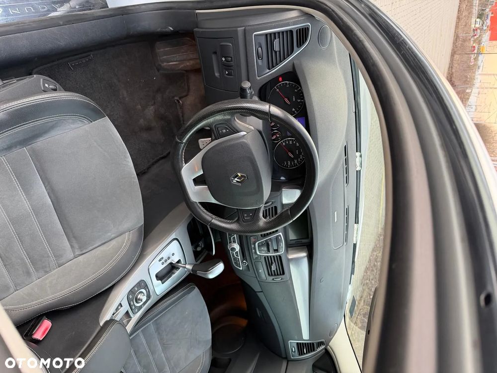 Renault Laguna 2.0 dCi Bose Edition - 8