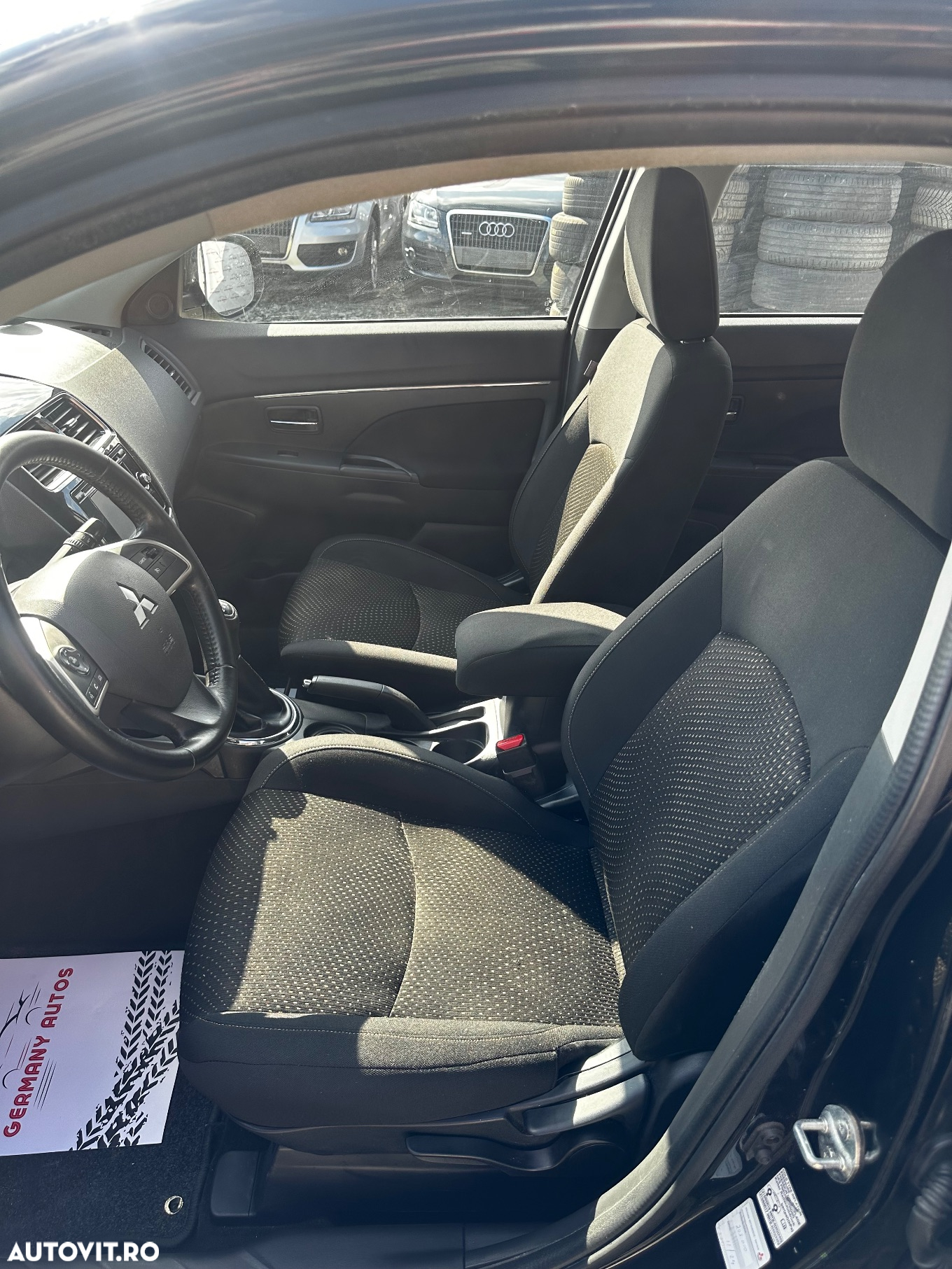 Mitsubishi ASX - 16