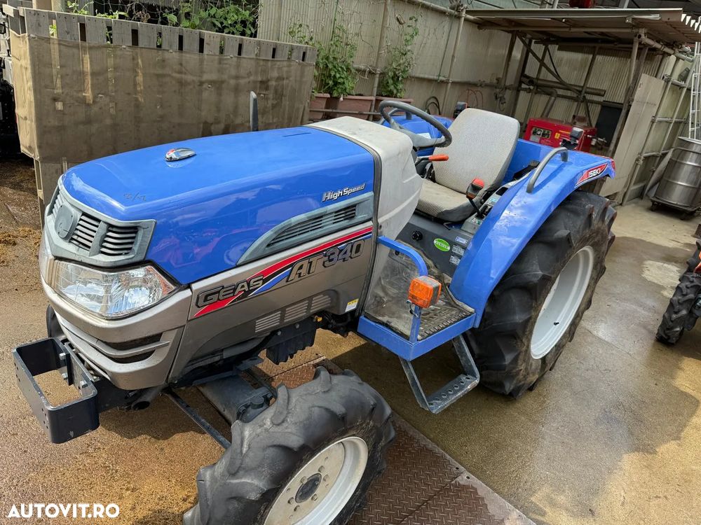Iseki AT340, 34 CP, model 4x4 High-Speed dotat cu freza - 1
