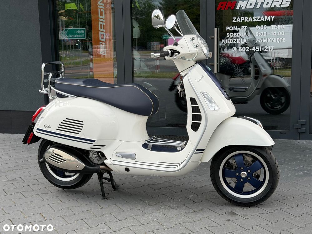 Vespa GTS - 2