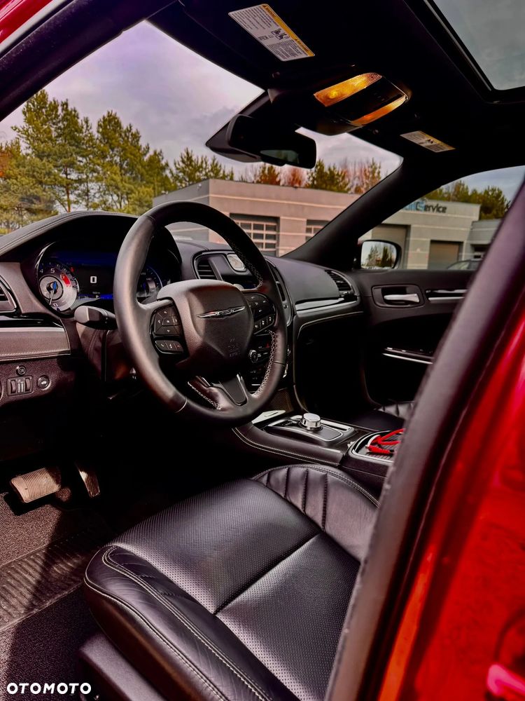 Dodge Challenger - 6