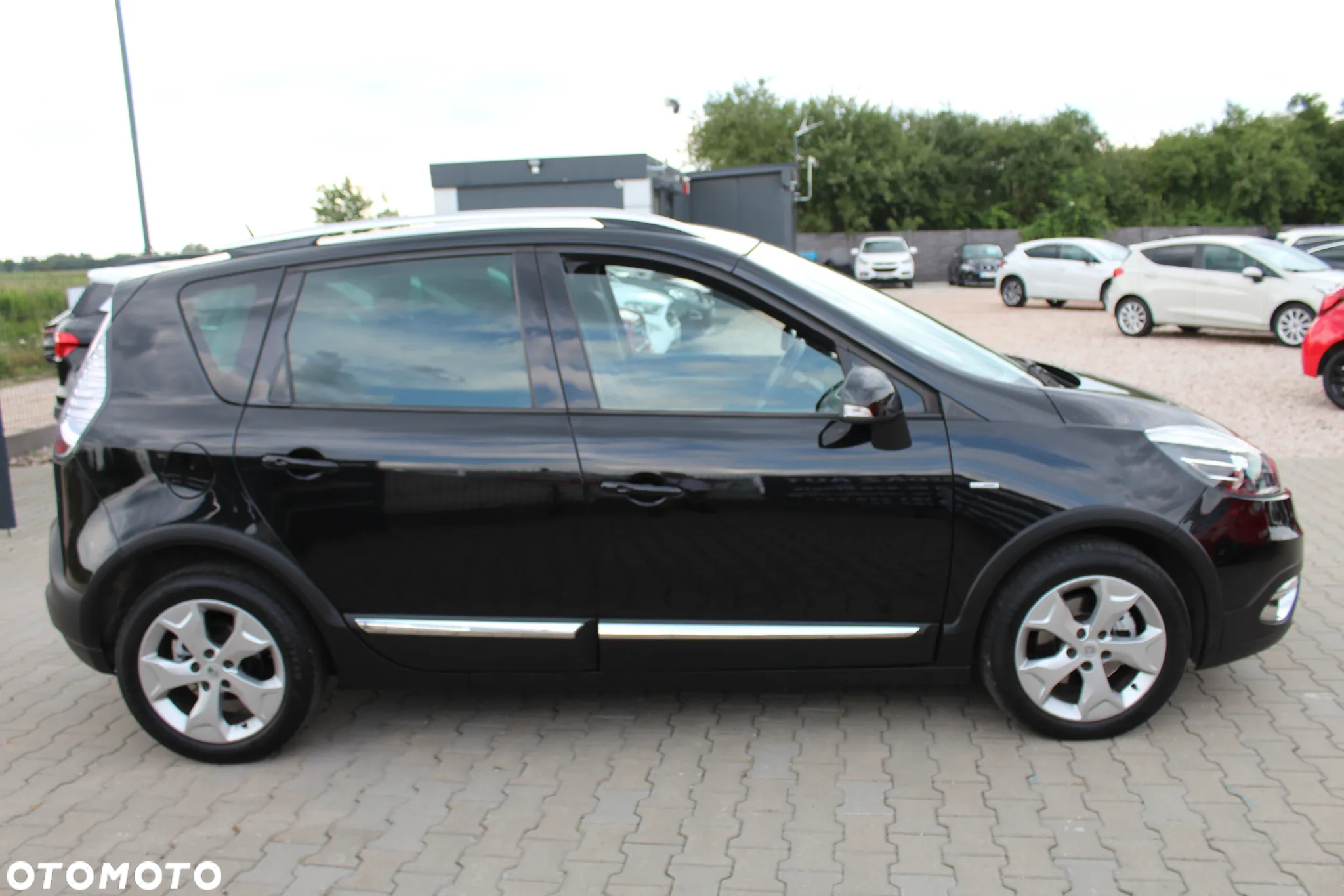 Renault Scenic ENERGY TCe 130 S&S Xmod Bose Edition - 8