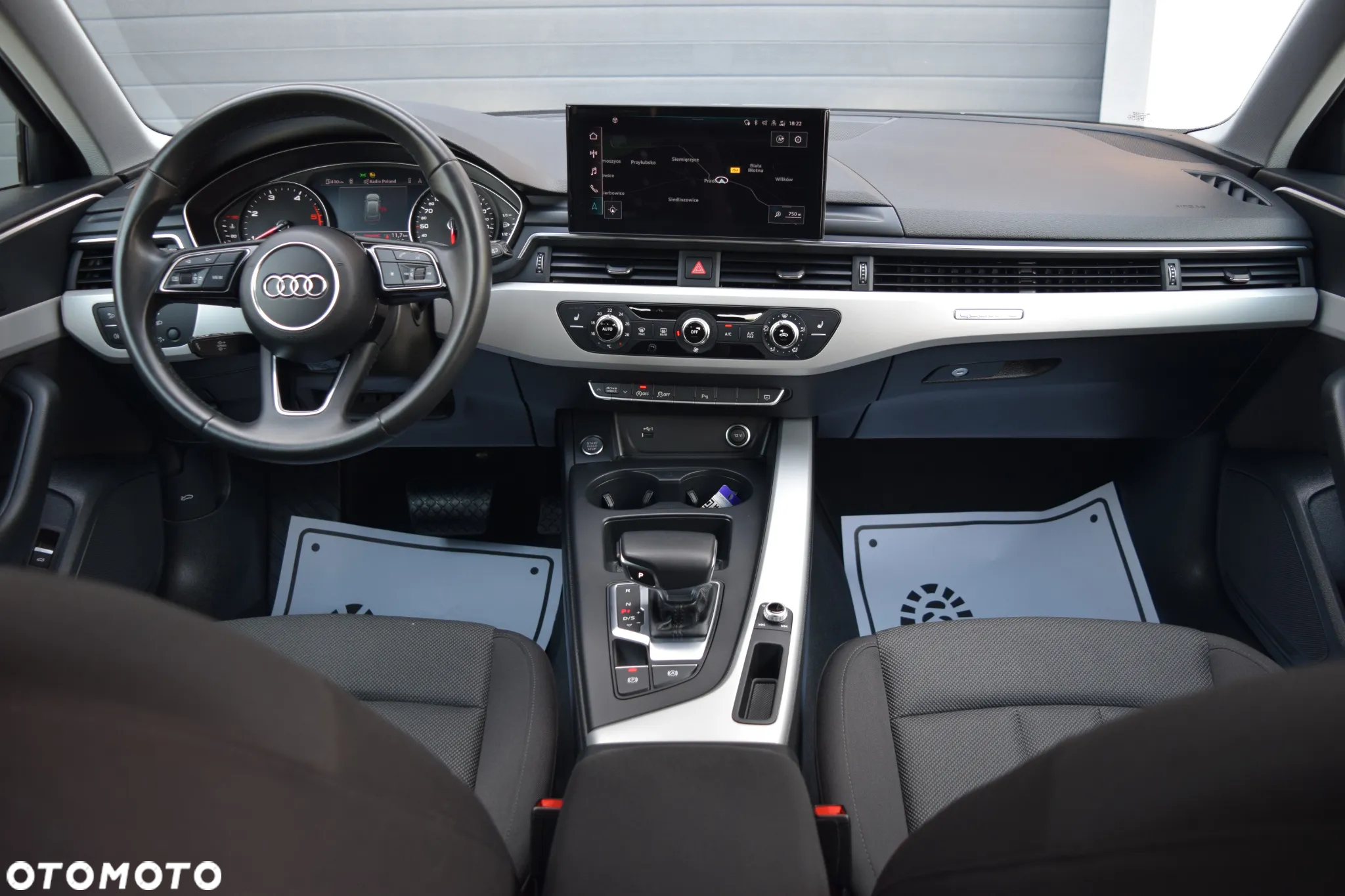 Audi A4 Avant 40 TDI quattro S tronic S line - 38