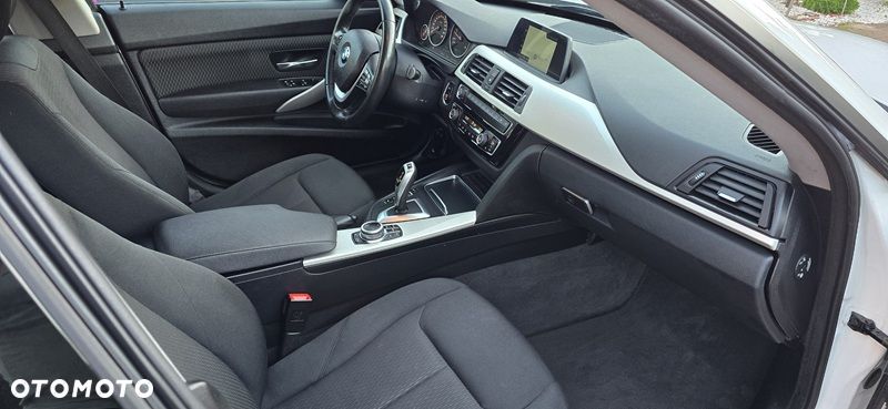 BMW 3GT 318d Sport Line - 9