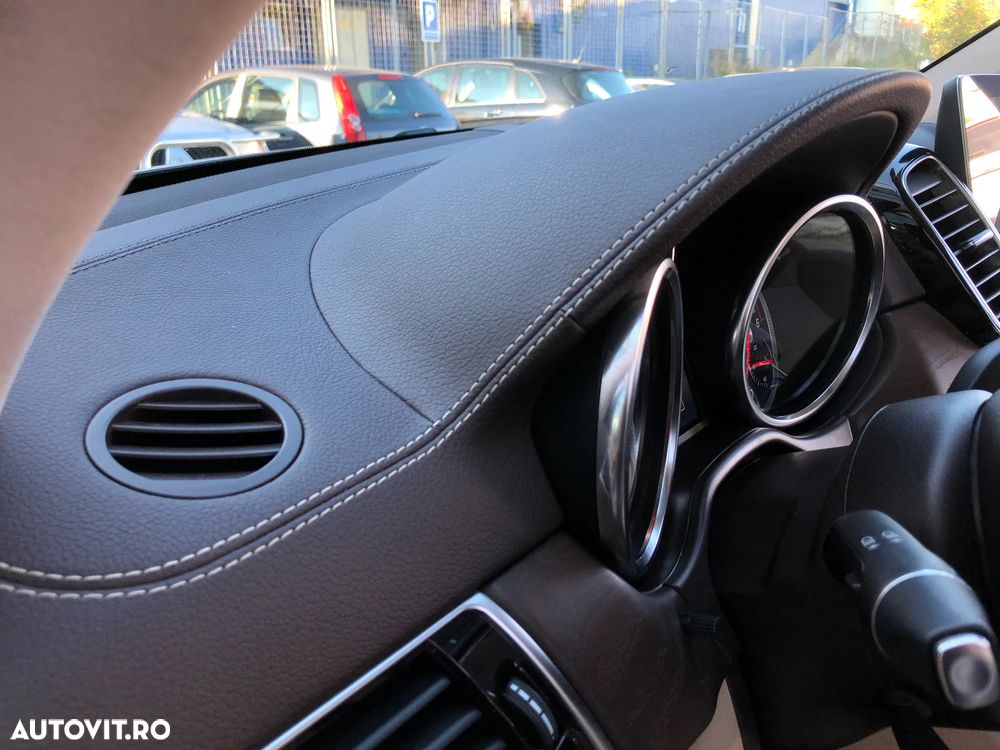 Mercedes-Benz GLE 350 d 4MATIC 9G-TRONIC AMG Line - 20