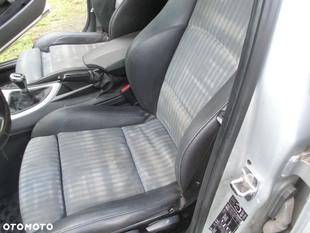 BMW Seria 1 118d - 17