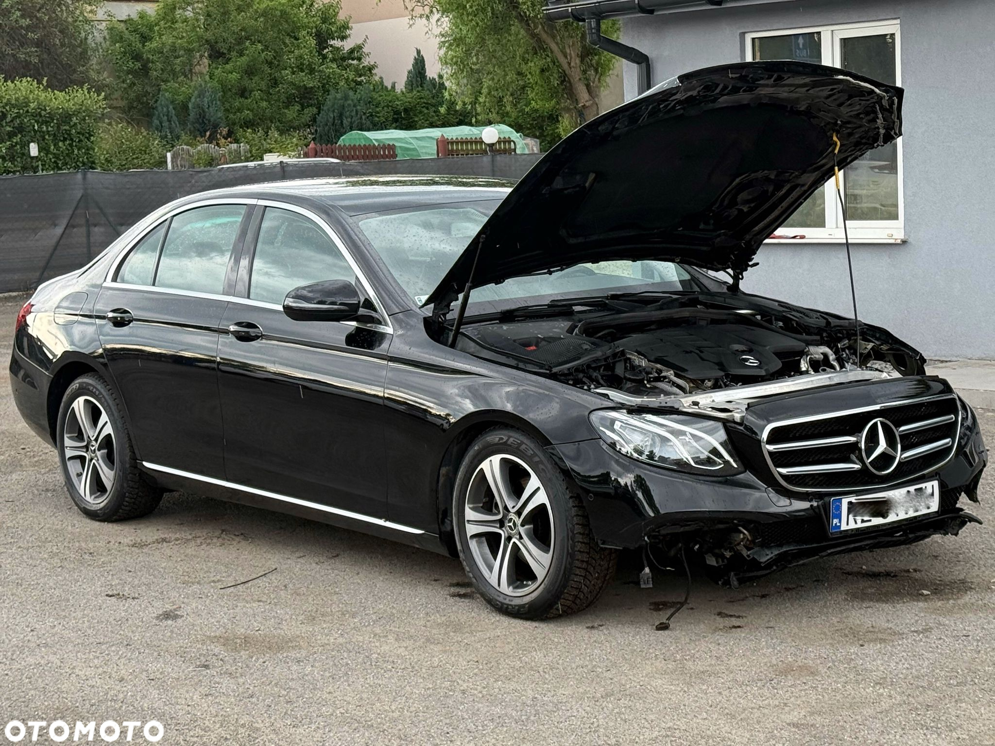 Mercedes-Benz Klasa E 220 d 9G-TRONIC - 4