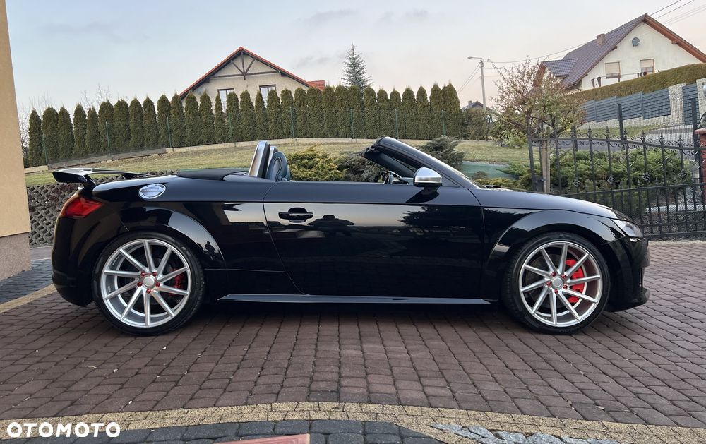 Audi TT Roadster - 4