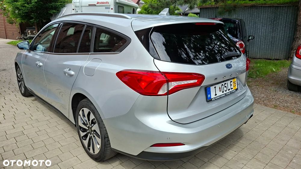 Ford Focus 2.0 EcoBlue STart-Stopp-System TITANIUM - 4