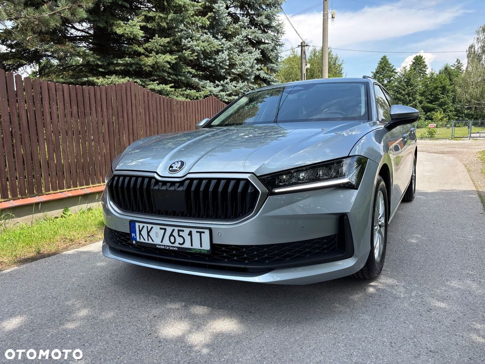 Skoda Superb 2.0 TDI SCR Essence DSG - 5