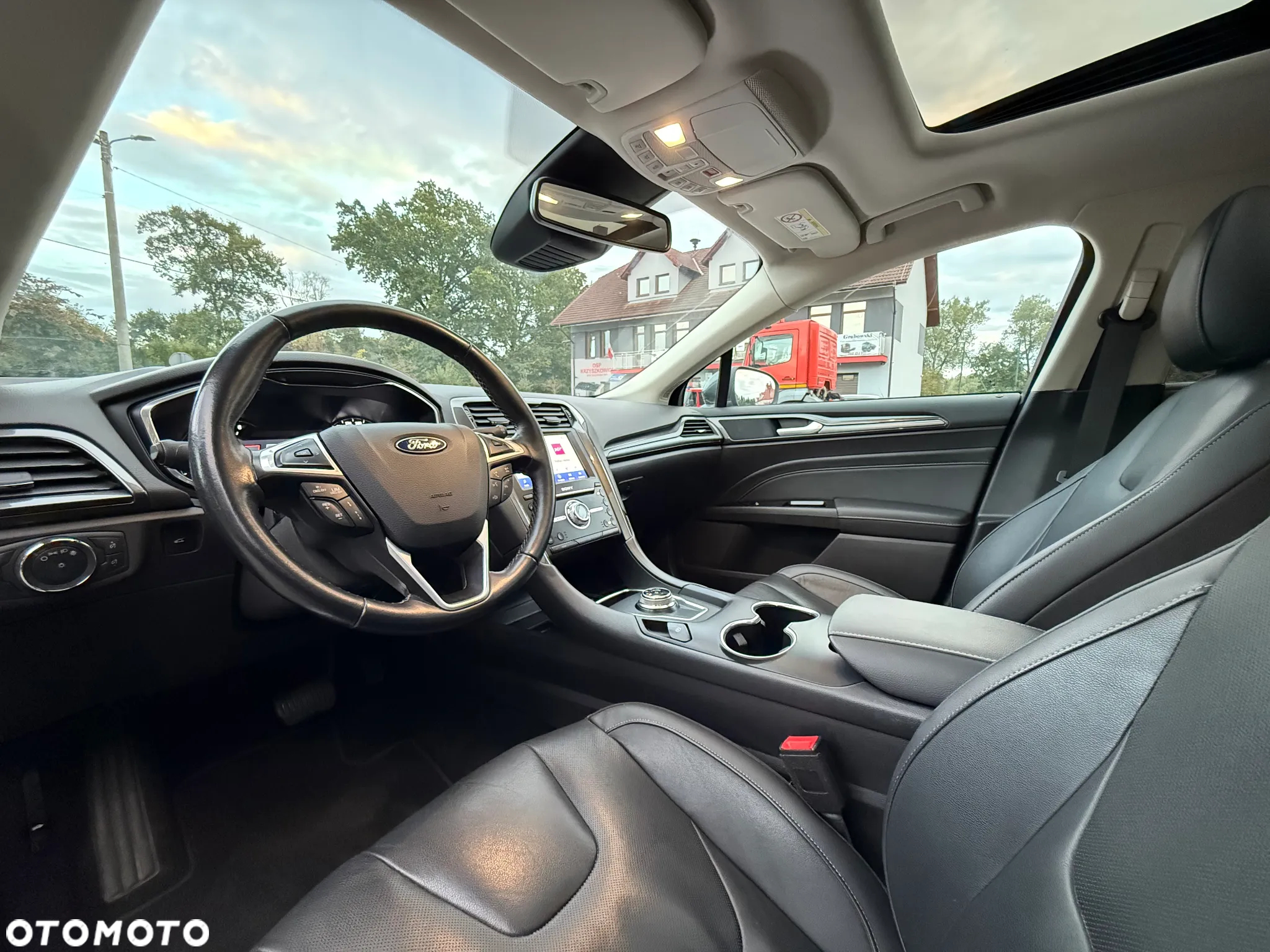 Ford Mondeo 2.0 EcoBlue Titanium - 13