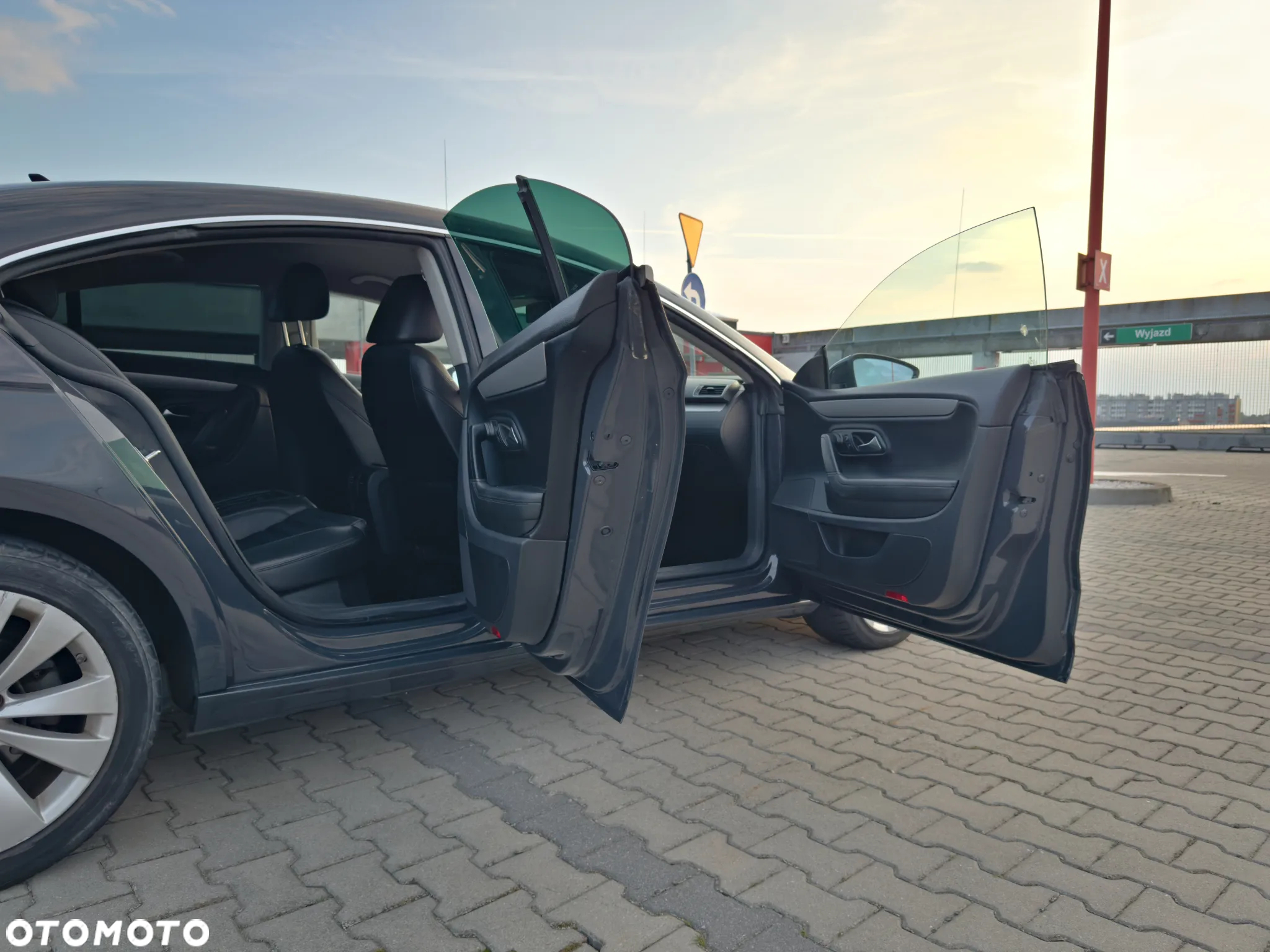 Volkswagen Passat CC 2.0 TSI DSG - 35