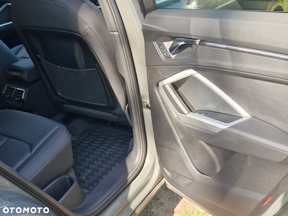 Audi Q3 45 TFSI Quattro S Line S tronic - 36