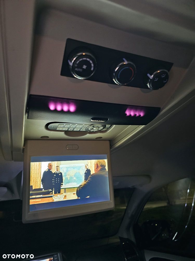 Chrysler Town & Country 3.6 Touring - 15